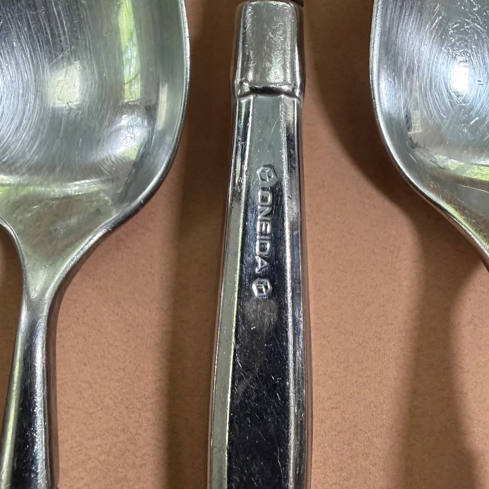 Oneida Act 1 Teaspoons Glossy Stainless Steel Cube Flatware Set of 5 Heirloom